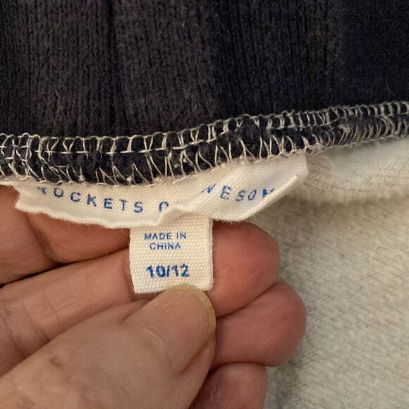 Rockets of Awesome Pineapple Varsity Short in Cool Gray. Size 10/12. - Picture 6 of 8